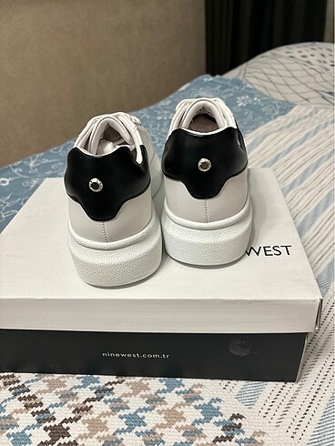 40 Beden beyaz Renk Nine West ayakkabı