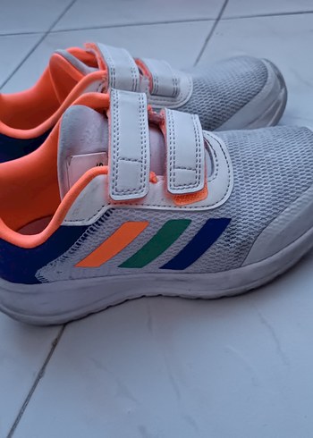 30 Beden beyaz Renk Gri Erkek Çocuk Spor Ayakkabı Cırtcırtlı