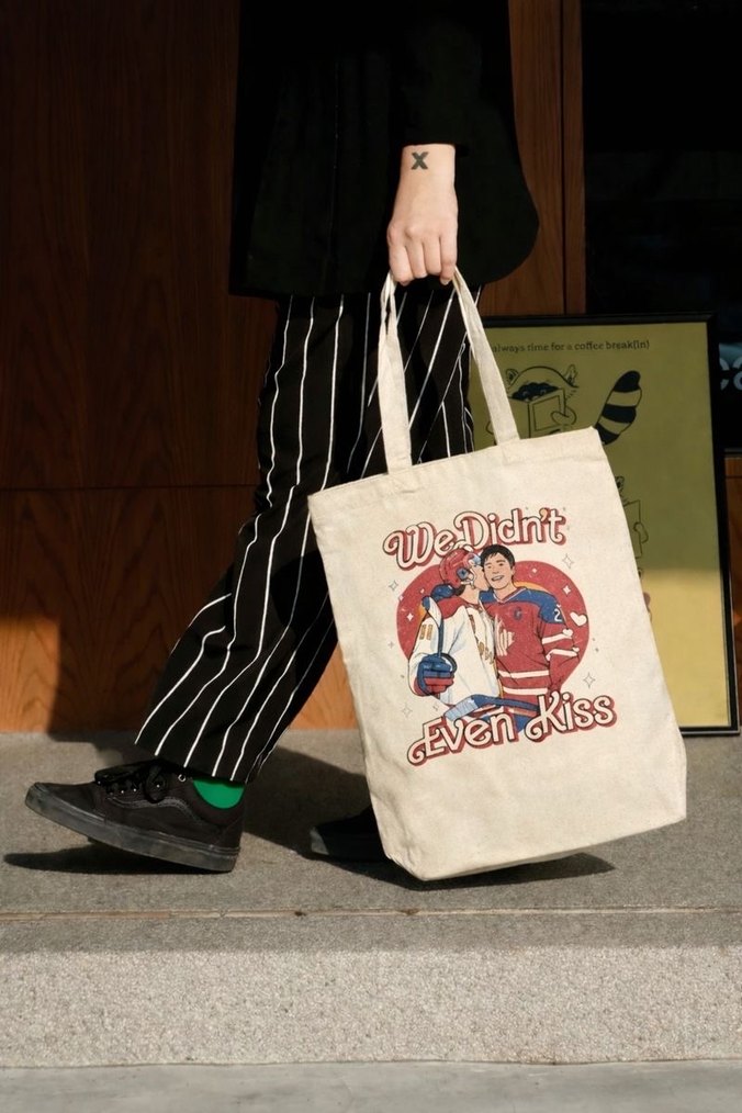 We didnt even kiss bez çanta - Görsel 2