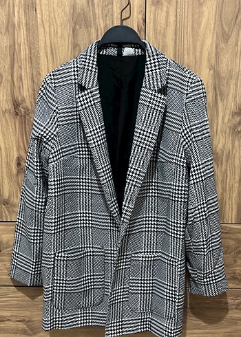 Zara Sikligin Ve Rahatligin Bulustugu Siyah Beyaz Ekose Blazer