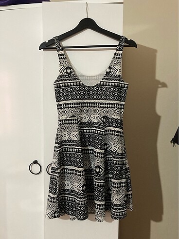 H&M H&M desenli elbise