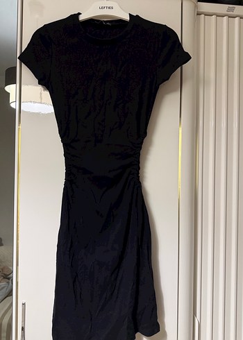 Dilvin Siyah Drape Detayli Midi Elbise