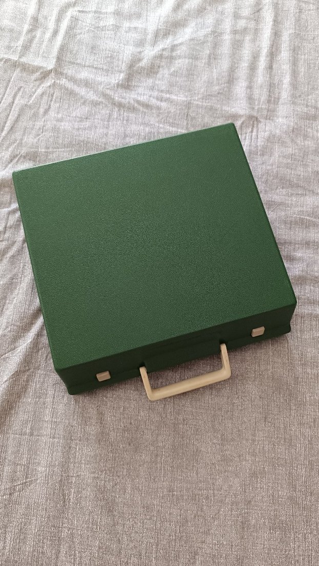 Retro Yeşil Olympia Daktilo - Görsel 2