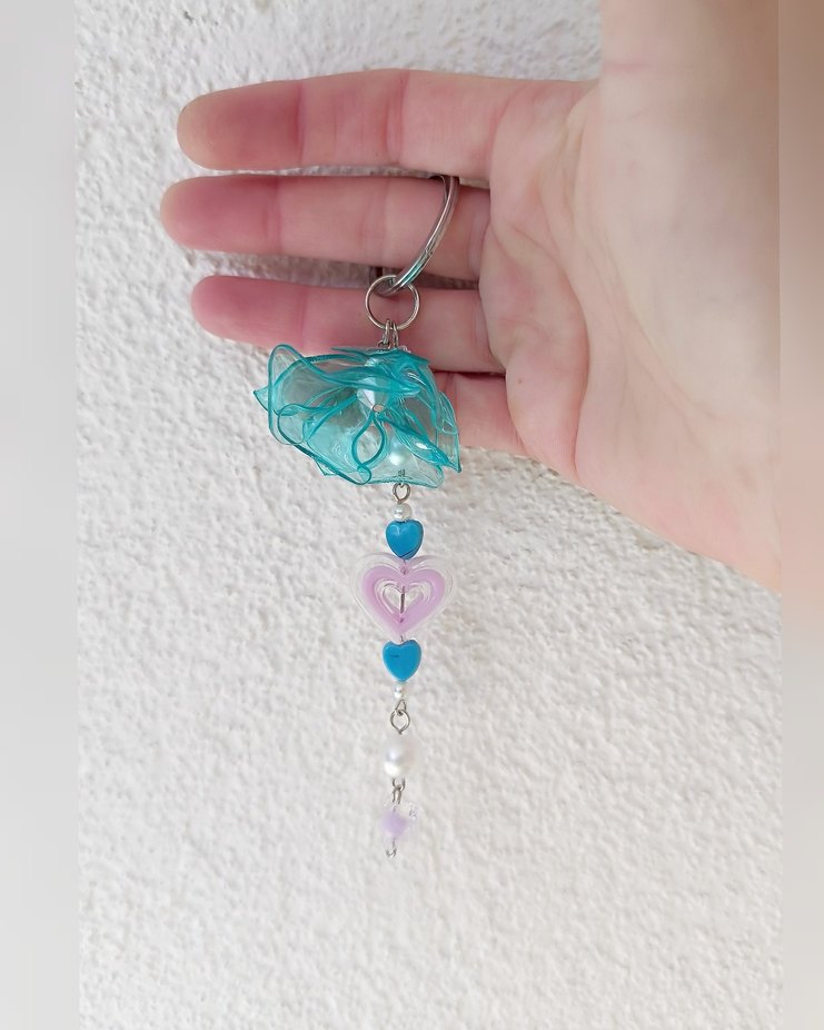 Boncuklu Turkuaz Çiçekli Kalpli Anahtarlık - Görsel 4