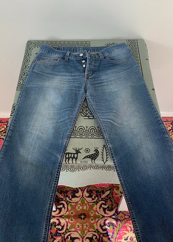 34 Beden lacivert Renk Levi's Jean 501