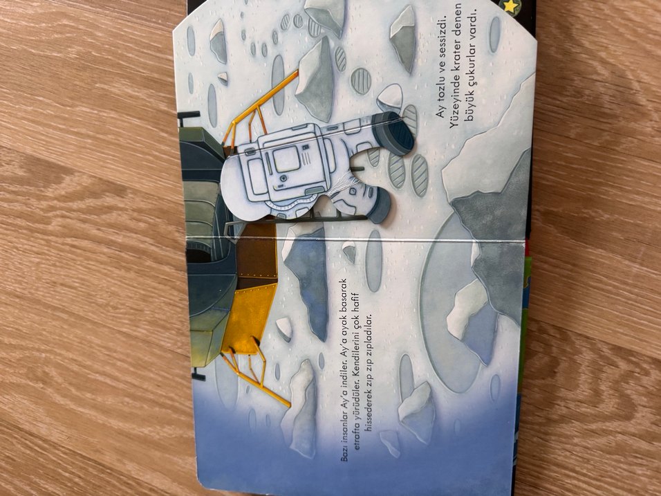 Uzay Gezi Kitabım - Çocuk Kitabı - Görsel 2