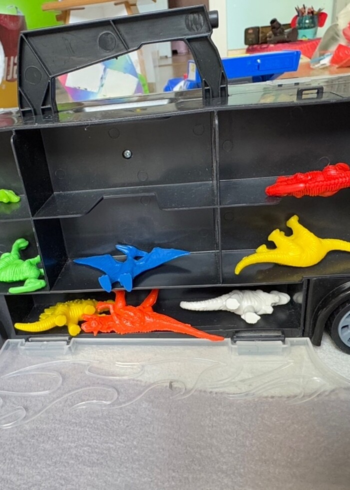 Dinazor tırı - Görsel 3