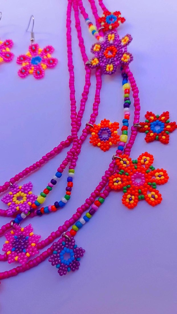 Çiçek Desenli Renkli Boncuklu Bohem Kadın Kolye ve Küpe Seti - Görsel 4