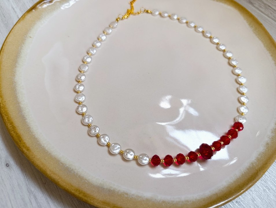 Klasik Kırmızı Boncuklu Kolye - Görsel 5