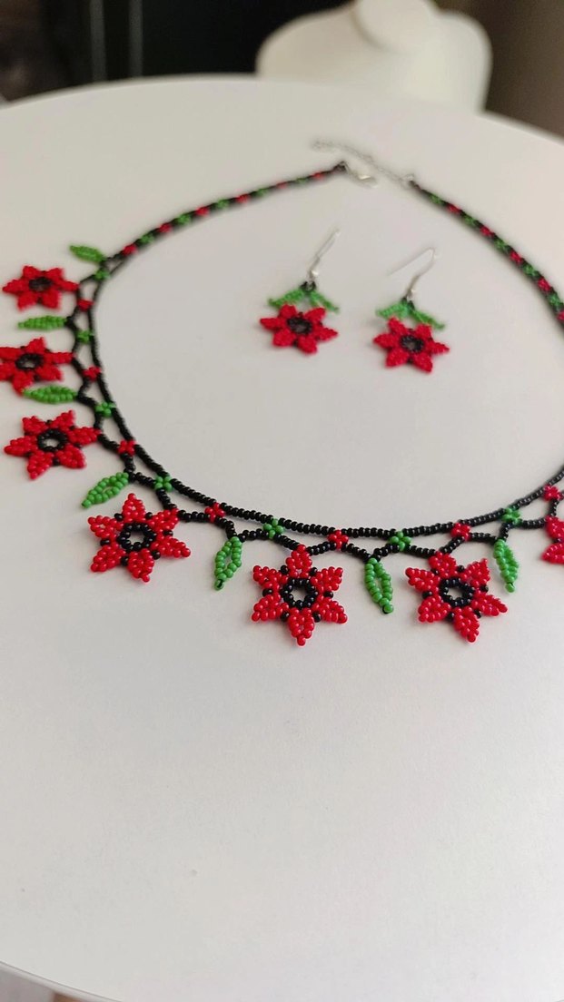 Kırmızı Boncuklu Kolye - Görsel 5