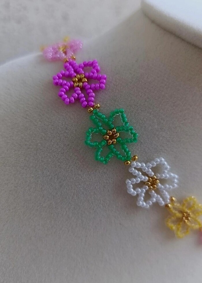 Çiçekli kolye - Görsel 2