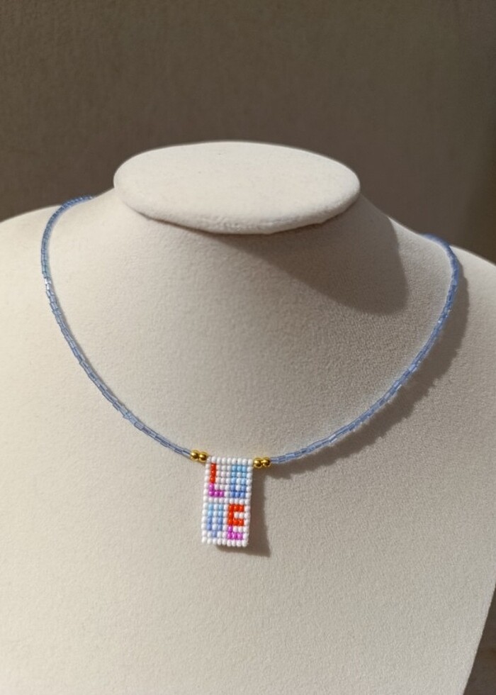 Love yazılı boncuk kolye  - Görsel 2