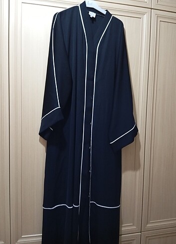 Tesettü abaya ferace