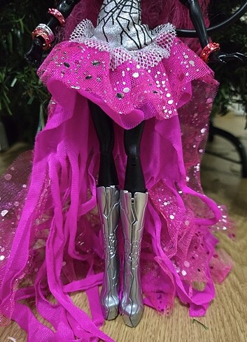 Monster High catty noir 13 wishes monster high bebek