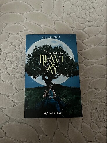 Mavi Ay - Aslı Atılgan