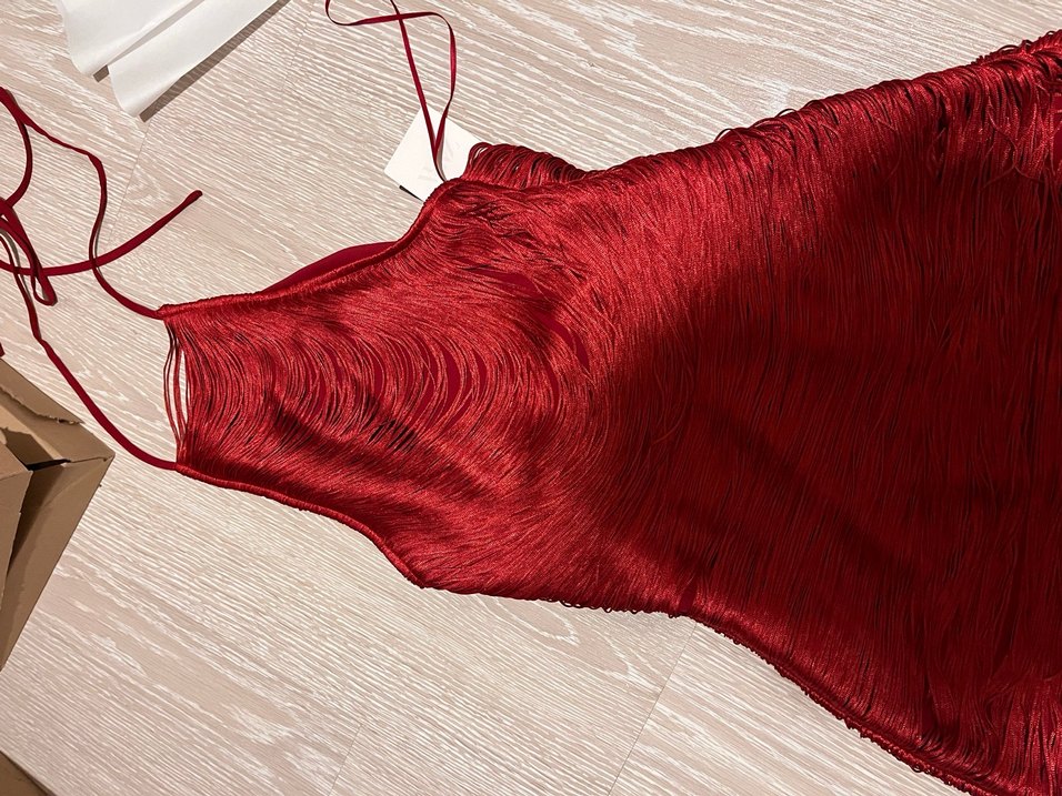 Halter yaka püsküllü kısa elbise - Görsel 3