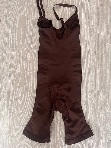 Skims toparlayıcı tulum korse - Görsel 8