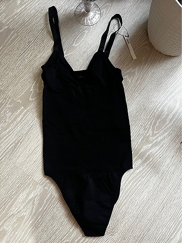 xs Beden Asos bodysuit