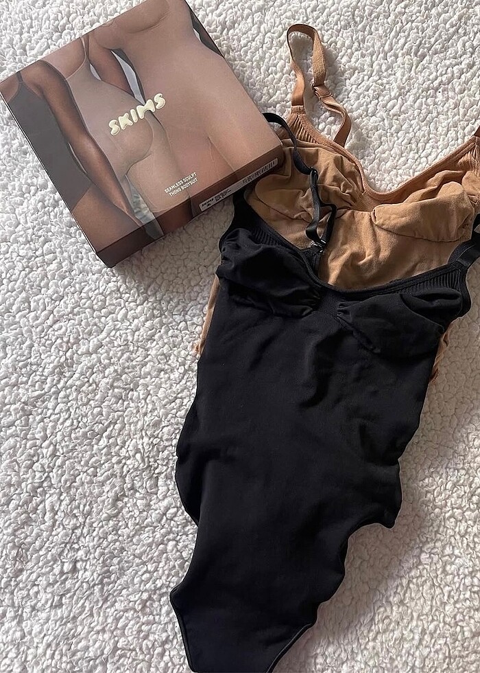 Skims korse bodysuit - Görsel 5