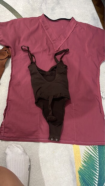 Kim kardashian Skims korse bodysuit - Görsel 12