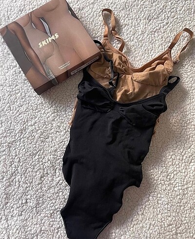 Skims korse bodysuit - Görsel 6