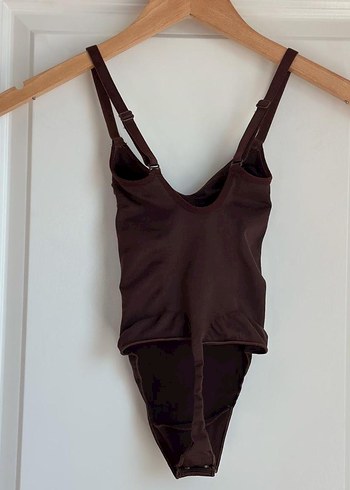 Skims korse bodysuit - Görsel 11