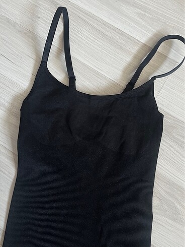 Lindex vücut şekillendirici korse tulum - Görsel 16