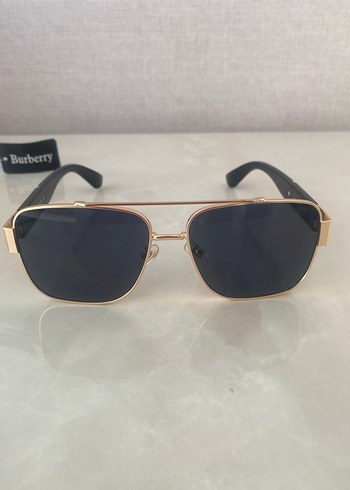 Burberry güneş gözlüğü sıfır - Görsel 2