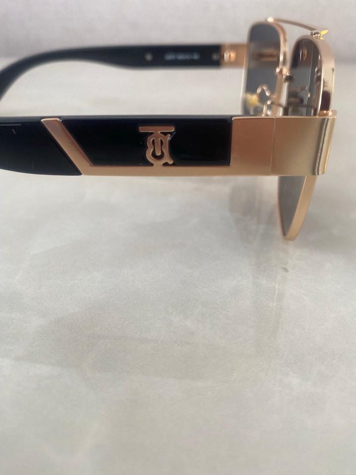 Burberry güneş gözlüğü sıfır - Görsel 4