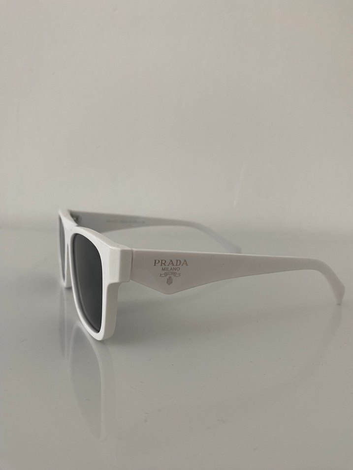 Prada güneş gözlüğü sıfır - Görsel 5