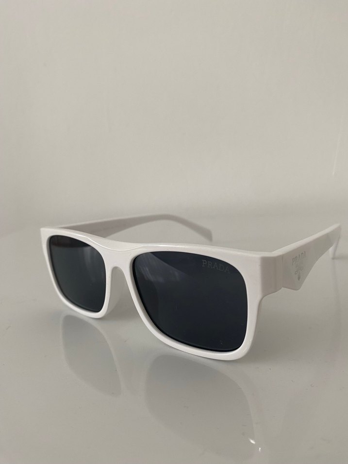 Prada güneş gözlüğü sıfır - Görsel 2