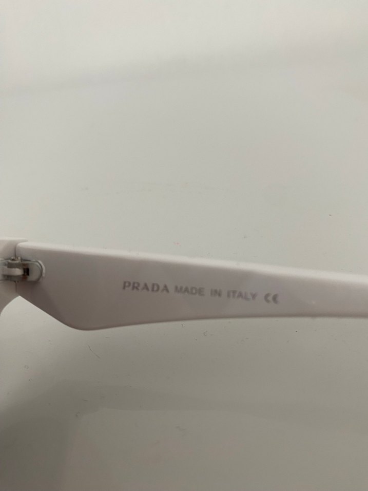 Prada güneş gözlüğü sıfır - Görsel 3