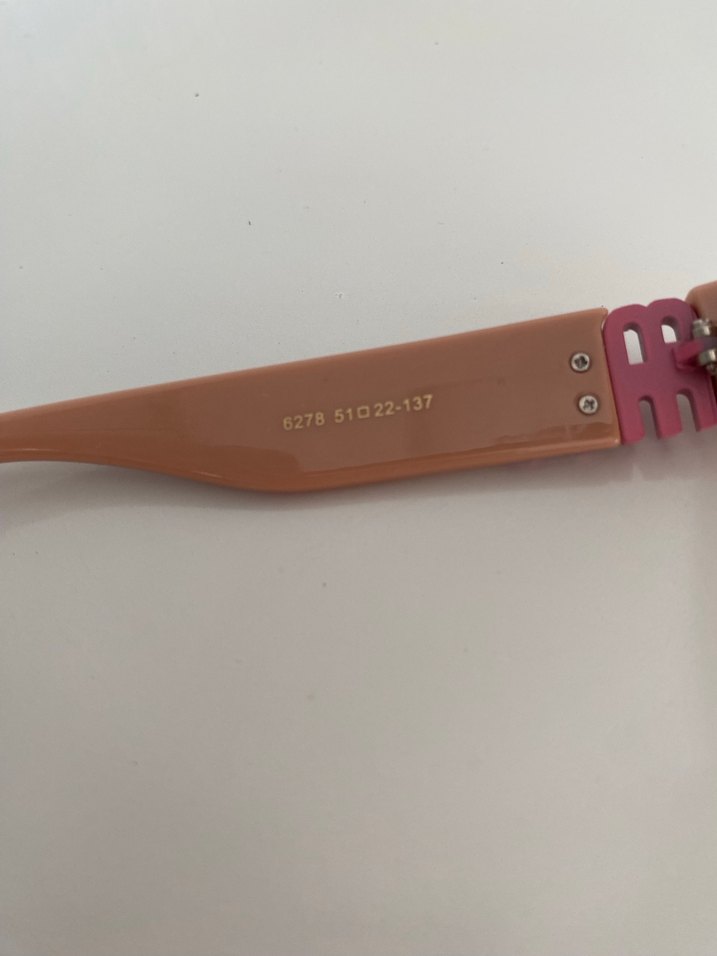 Miu miu güneş gözlüğü sıfır - Görsel 3