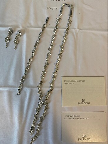 Swaroski set