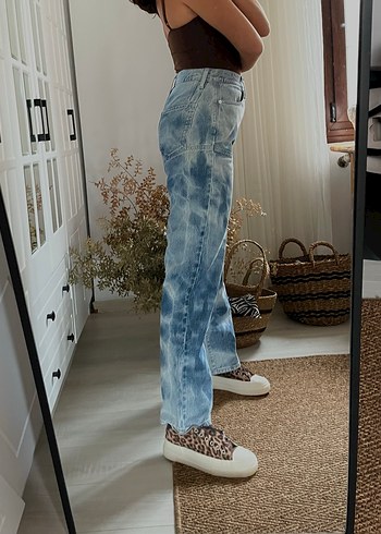 Kadın Mavi Batik Desenli Kemerli Jean - Görsel 7