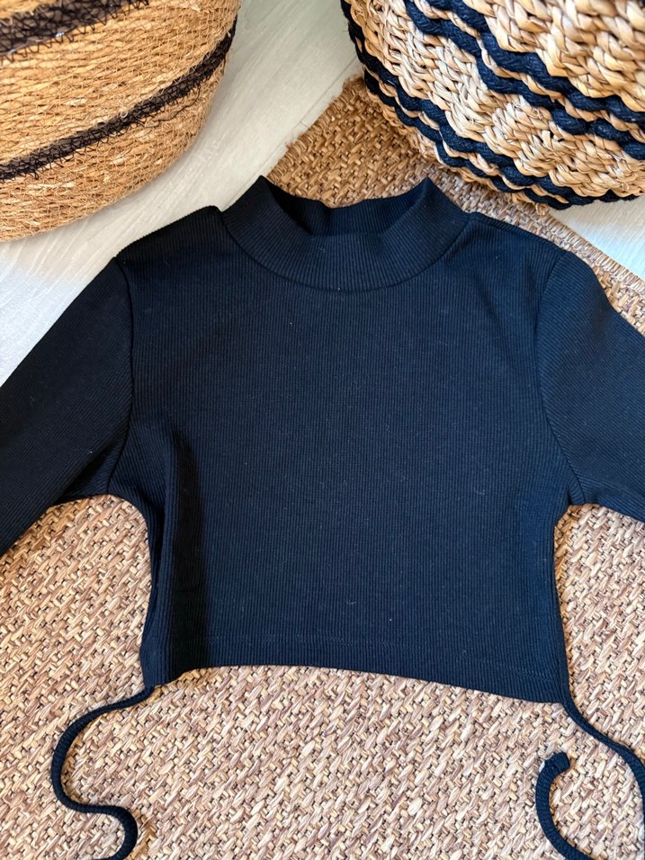 Siyah Kadın Boğazlı İnce Triko Kazak - Görsel 2