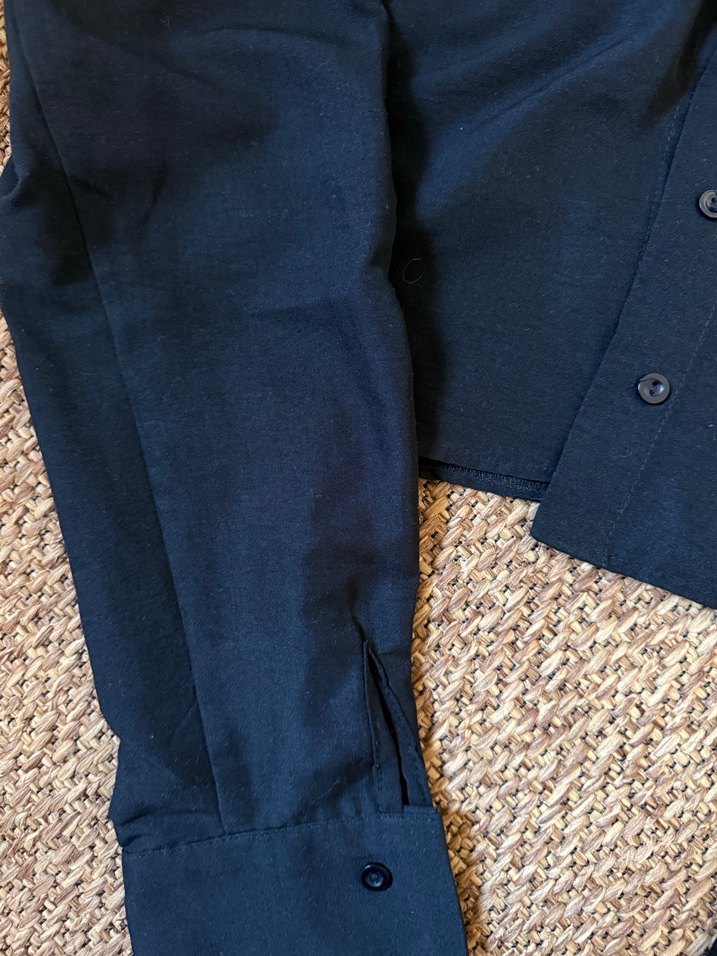 Siyah Düğmeli Uzun Kollu Keten Gömlek - Görsel 4