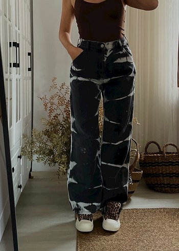 Kadın Siyah Beyaz Bağlama Desenli Bol Kesim Denim Pantolon - Görsel 8