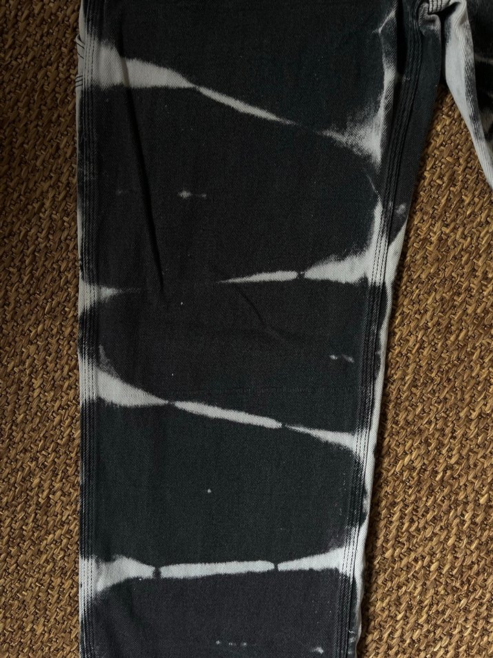 Kadın Siyah Beyaz Bağlama Desenli Bol Kesim Denim Pantolon - Görsel 3