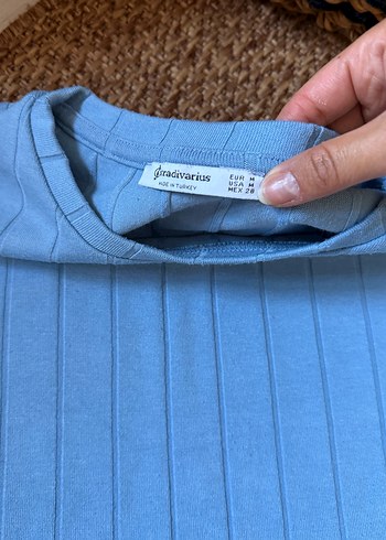 Mavi Kısa Kollu Triko Tişört - Görsel 4