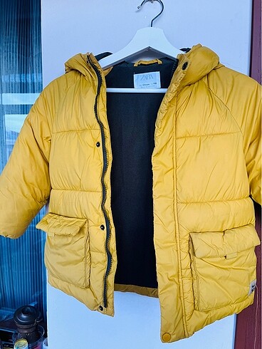 Zara mont