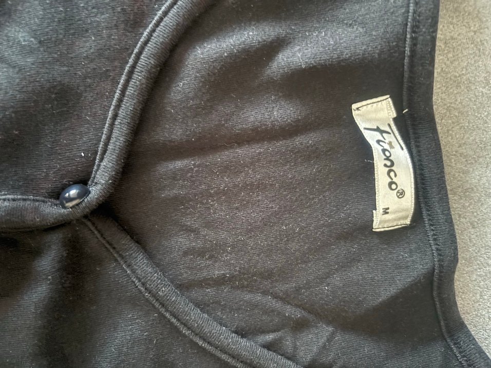 Düğmeli Siyah Gotik gecelik - Görsel 3