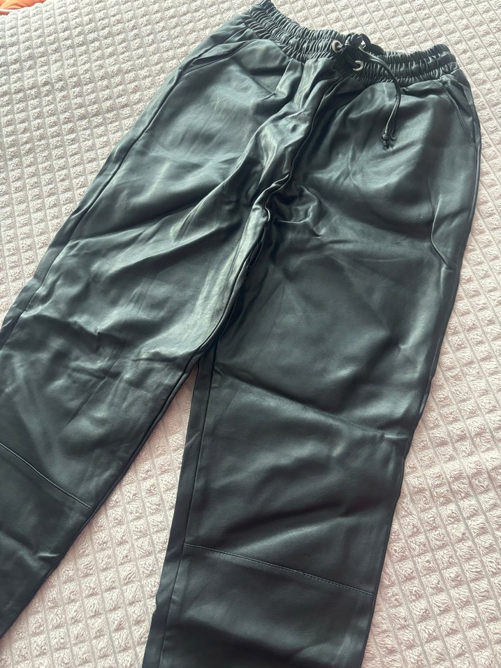 Kadın Siyah Deri pantolon - Görsel 3