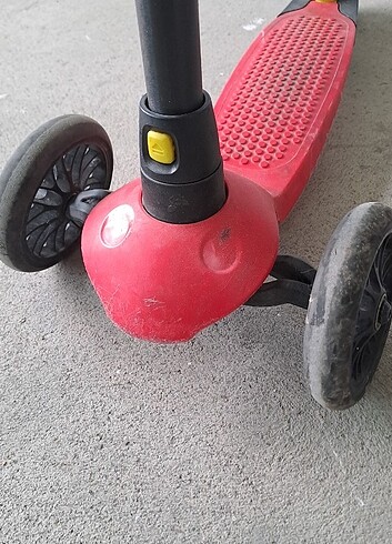 Beden kırmızı Renk Decatlon scooter