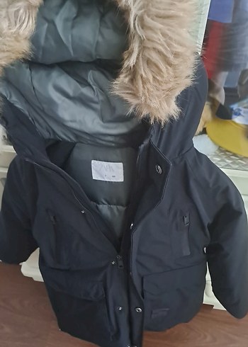 ZARA Siyah Kürklü kapüşonlu kuş tüyü kalın Kaban - Görsel 8