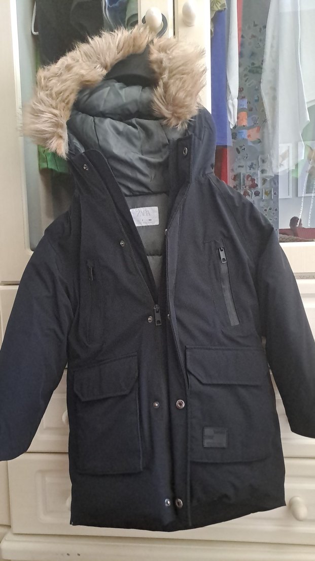 ZARA Siyah Kürklü kapüşonlu kuş tüyü kalın Kaban - Görsel 2