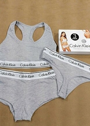 Calvin Klein üçlü takım