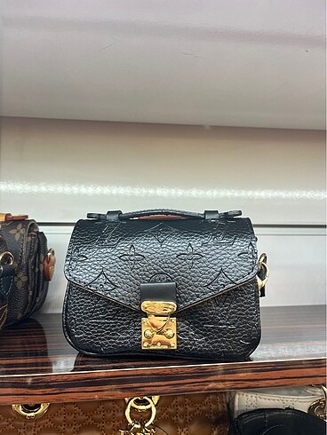 Louis Vuitton Çanta
