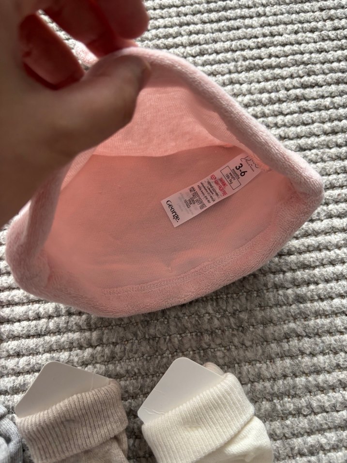 Pembe Bebek Şapkası ve Çorap Seti - Görsel 2