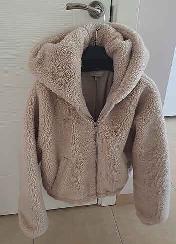Pull and Bear Pull and bear peluş mont
